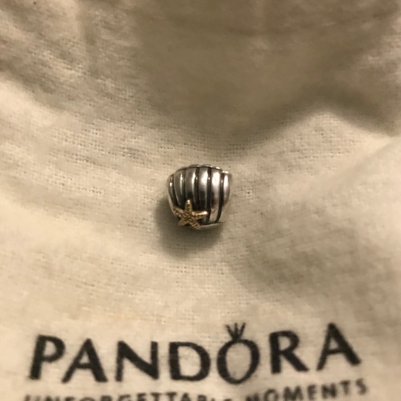 Pandora Sea shell charm - Picture 2 of 2